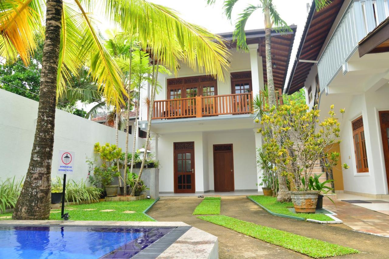 Surf Villa Hikkaduwa Exterior photo